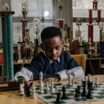 niño ajedrez